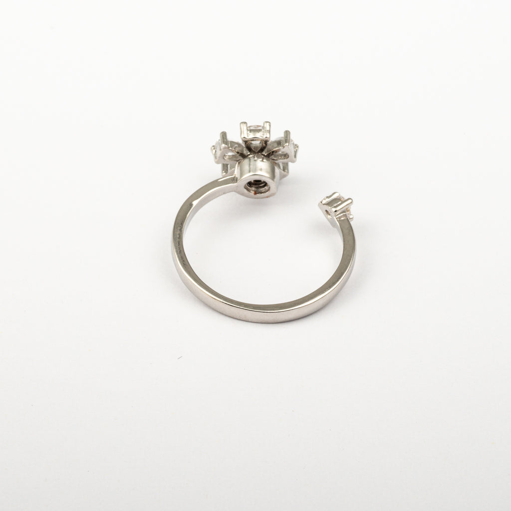Basic Flower Serenara Anxiety Ring