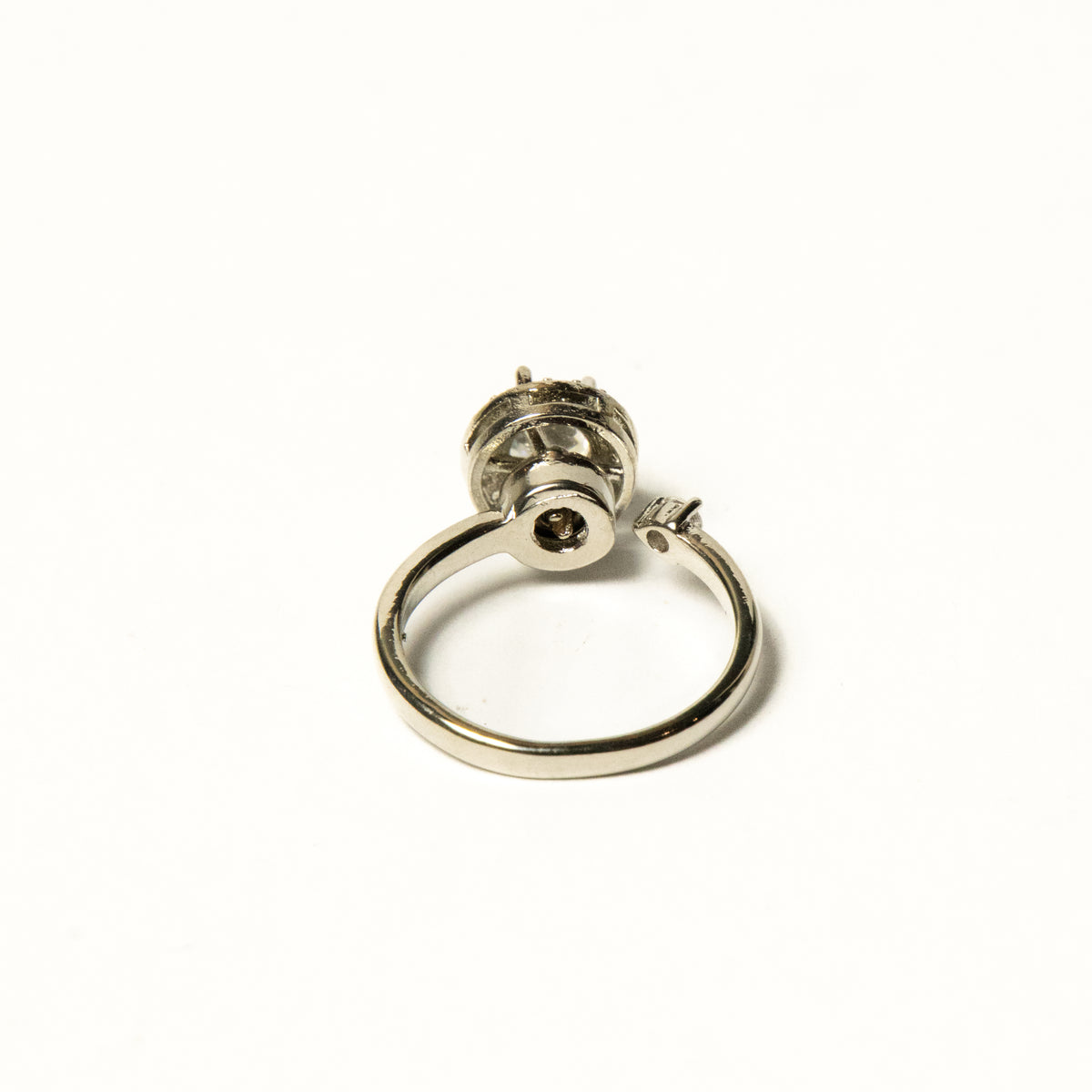 Basic Micro-inlaid Serenara Anxiety Ring